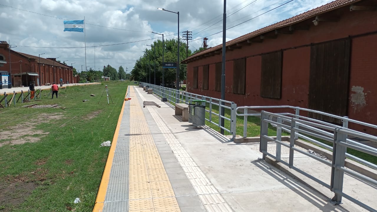 Estacion Trenes Lobos (1)